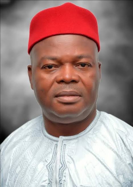 Cover image for Office of Pillar of Sports condoles with Agu-Ejidike over Loss of mother