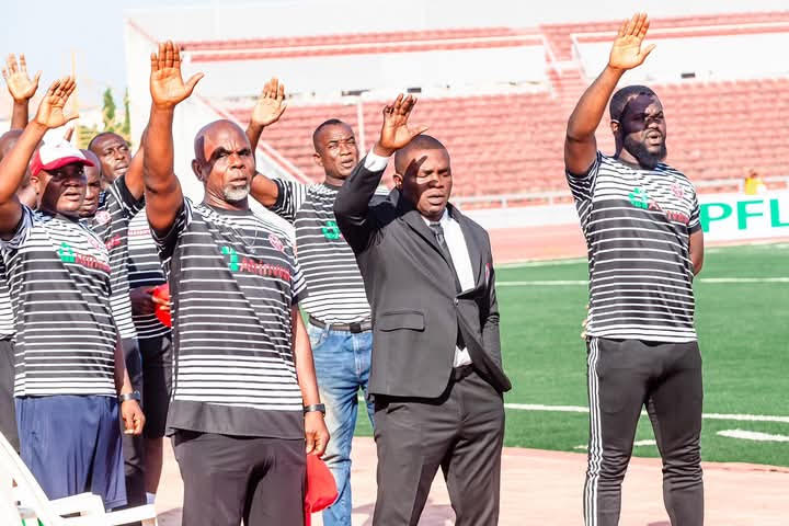 Cover image for NPFL: Amobi debunks Ilechukwu's rumour exit from Rangers ...Assures fans coach 'll renew contract