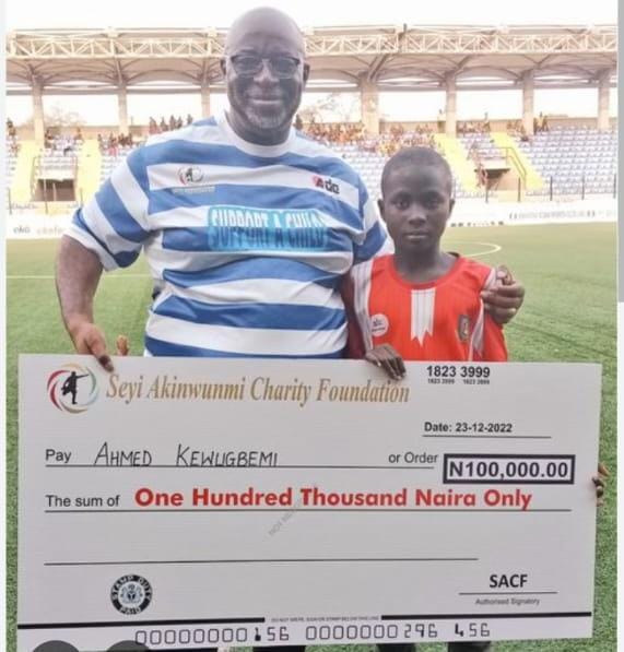 Igbobi College hosts Seyi Akinwunmi Charity Foundation event Dec. 27