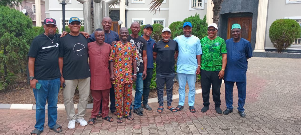 Cover image for Lagos Legends pay condolence visit to late Senator Ubah's family