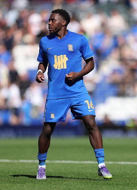 Cover image for Osayi-Samuel starts against Watford