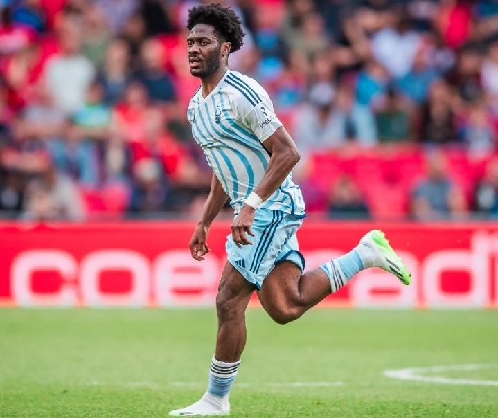 Cover image for Pre-season: Ola Aina gets positive ratings, Dennis impresses