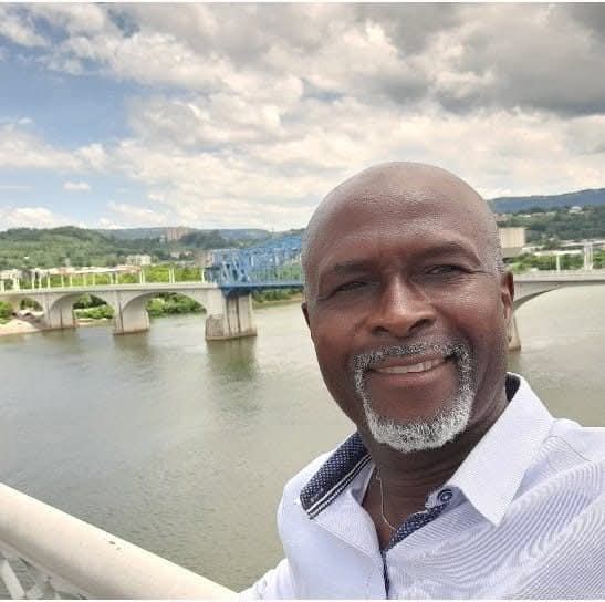 Cover image for Bendel Insurance coach, Ikhenoba, suspended  ... Bazuaye takes temporary charge 